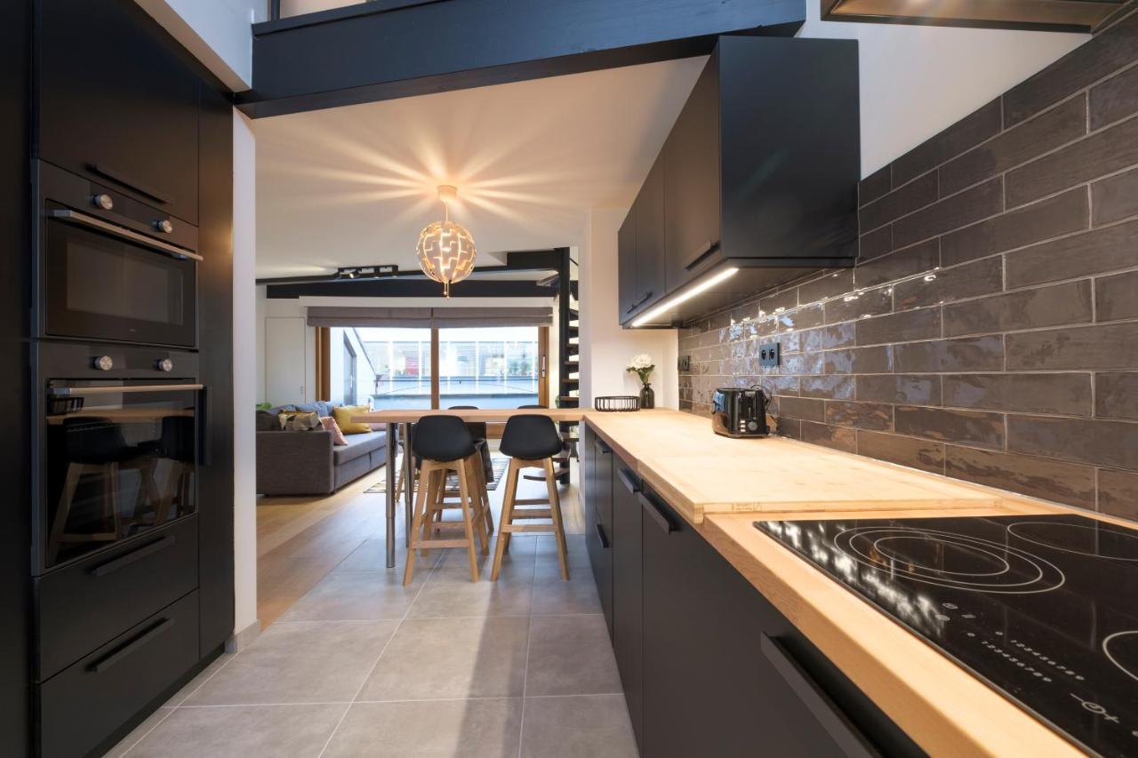 Functional Housings 2 Steps From Grand Place Brussel Bagian luar foto